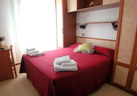 Hotel Merkury 3*